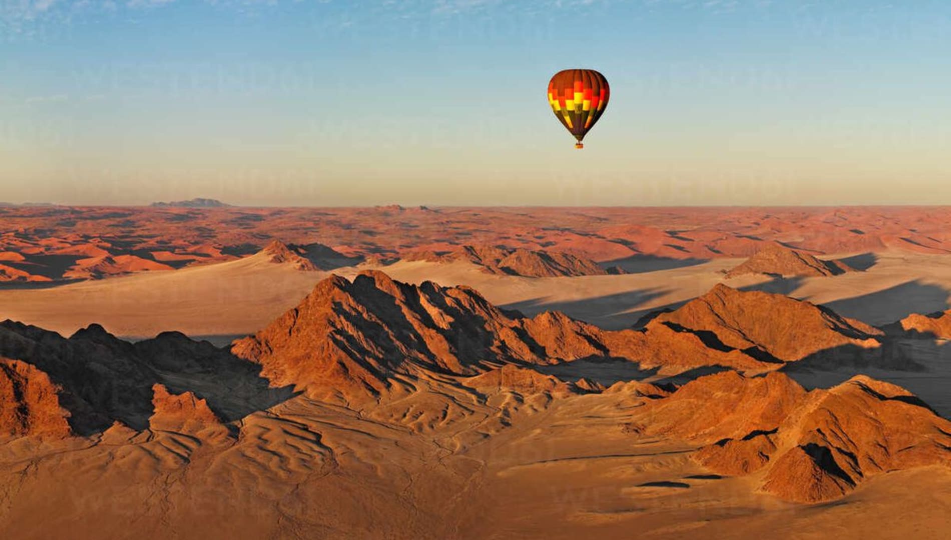 Luxury Takes Flight: Exploring Namibia's Hot Air Balloon Safaris