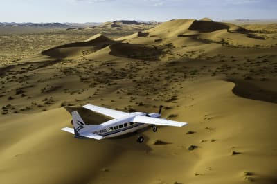 17 Day Namibia, Chobe & Vic Falls Luxury Fly-In Safari